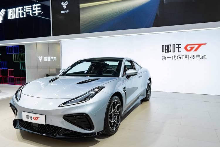 广州海珠区盛富诺企业管理咨询哪吒汽车在智能汽车领域的表现，领途汽车在新能源汽车市场中的影响力